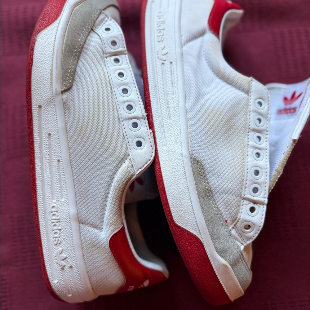 adidas Originals Rod Laver White Tennis Shoes Size 9